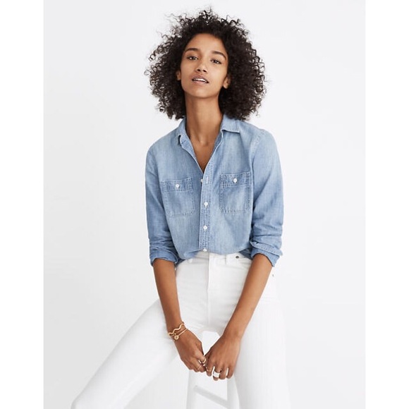 Madewell Tops - Madewell Chambray Classic Ex-Boyfriend Shirt XS